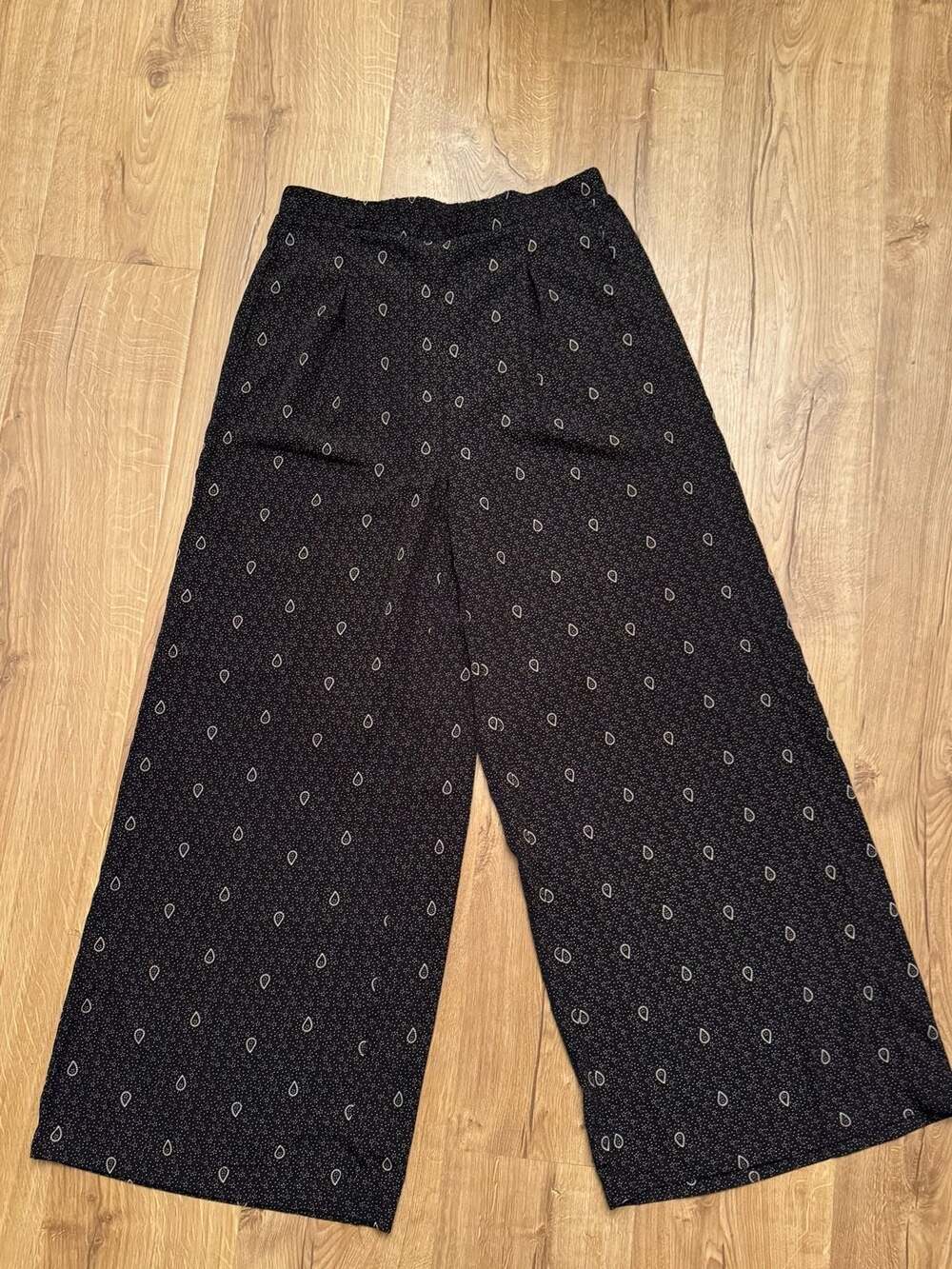 Bobeau Allover Print Wide Leg Elastic Waist Pants